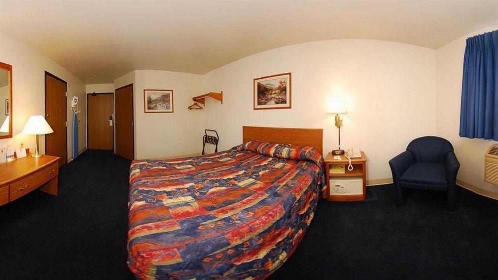 Americas Best Value Inn Sparks Exterior photo